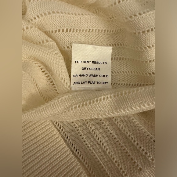 NWT Stitches and Stripes Sweater light beautiful design Size Small - Picture 6 of 6